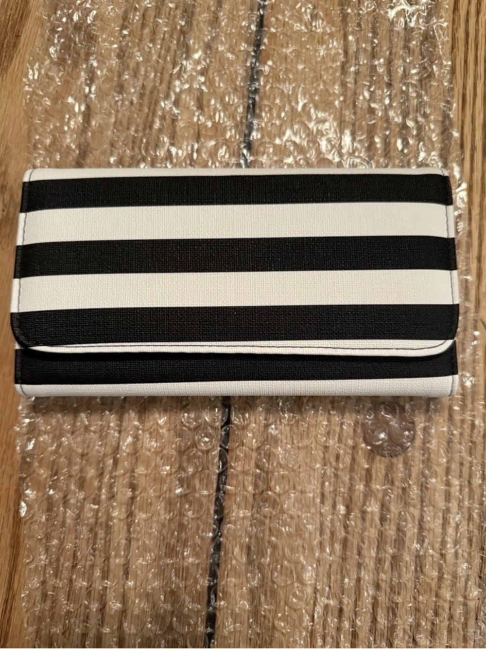 Kut from the Kloth Black and White Striped Wallet